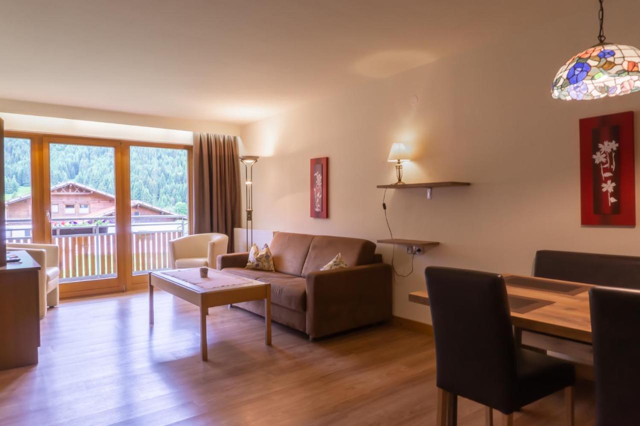 Gästehaus Wötzer und Landhaus Stocka Lägenhet Grän Exteriör bild