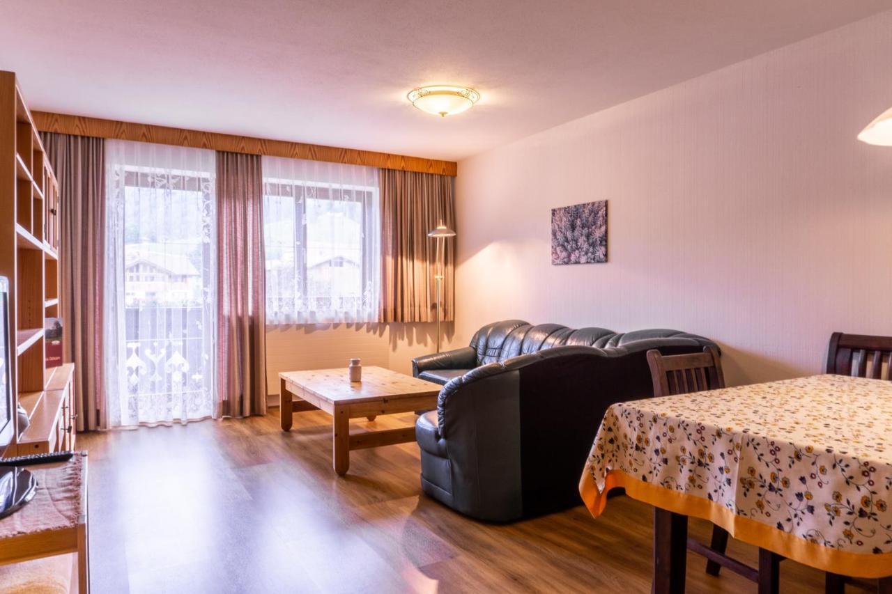 Gästehaus Wötzer und Landhaus Stocka Lägenhet Grän Exteriör bild